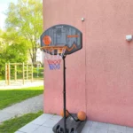 Neuer Basketballkorb