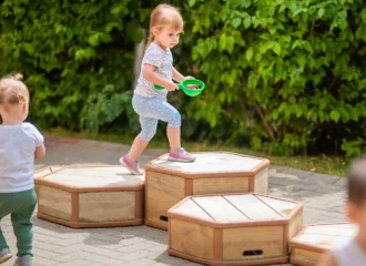 Projekt "Bewegungs-Reich" mit dem Krippenset von Outlast